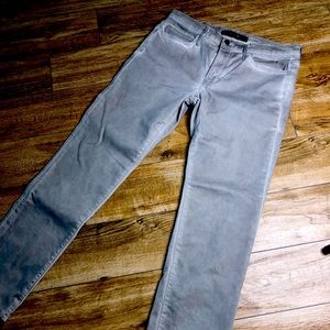 Joe’s Jeans “The Brixton” Straight & Narrow Mens size 32 in fading grey.